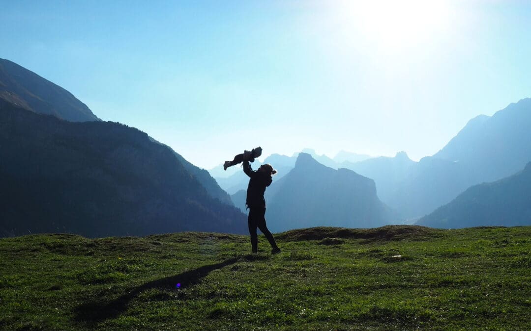 Huoltajuuskiista: vanhempien, lasten ja asianajajan näkökulma