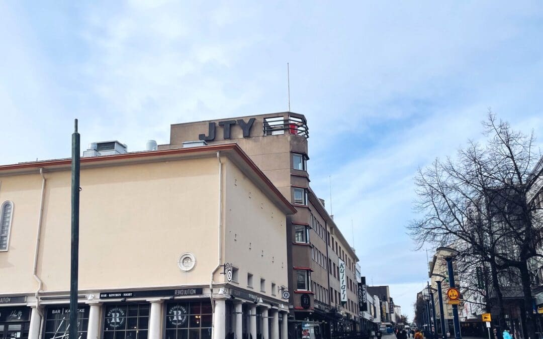 YSE 1998 ja urakkariita